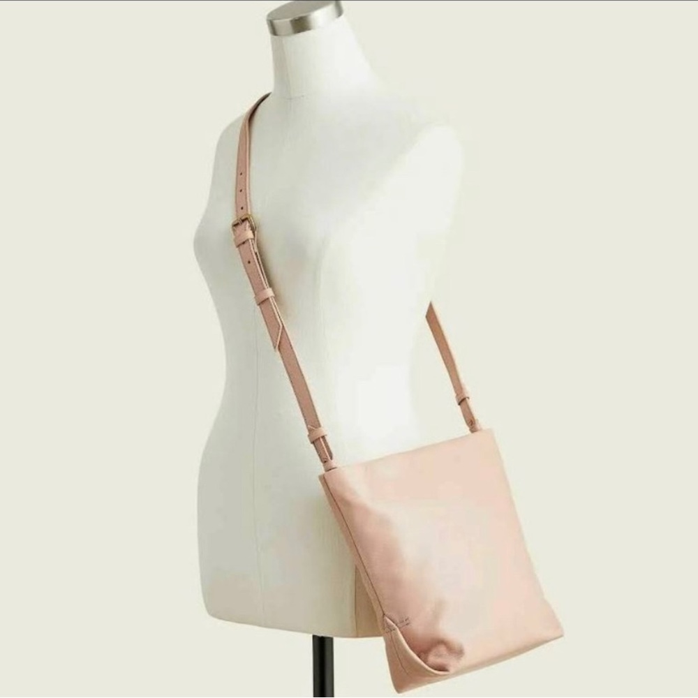 J. Crew Oslo soft leather bucket bag/purse - warm clay/pink color - gently used
